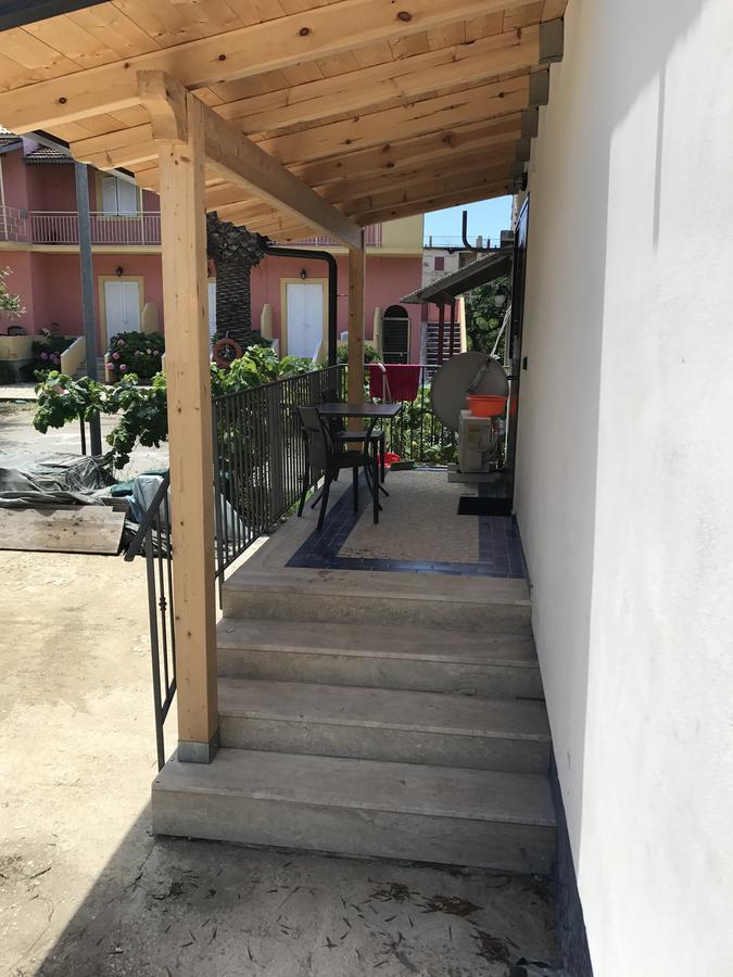 Brigida'S Apartments إيبسوس المظهر الخارجي الصورة